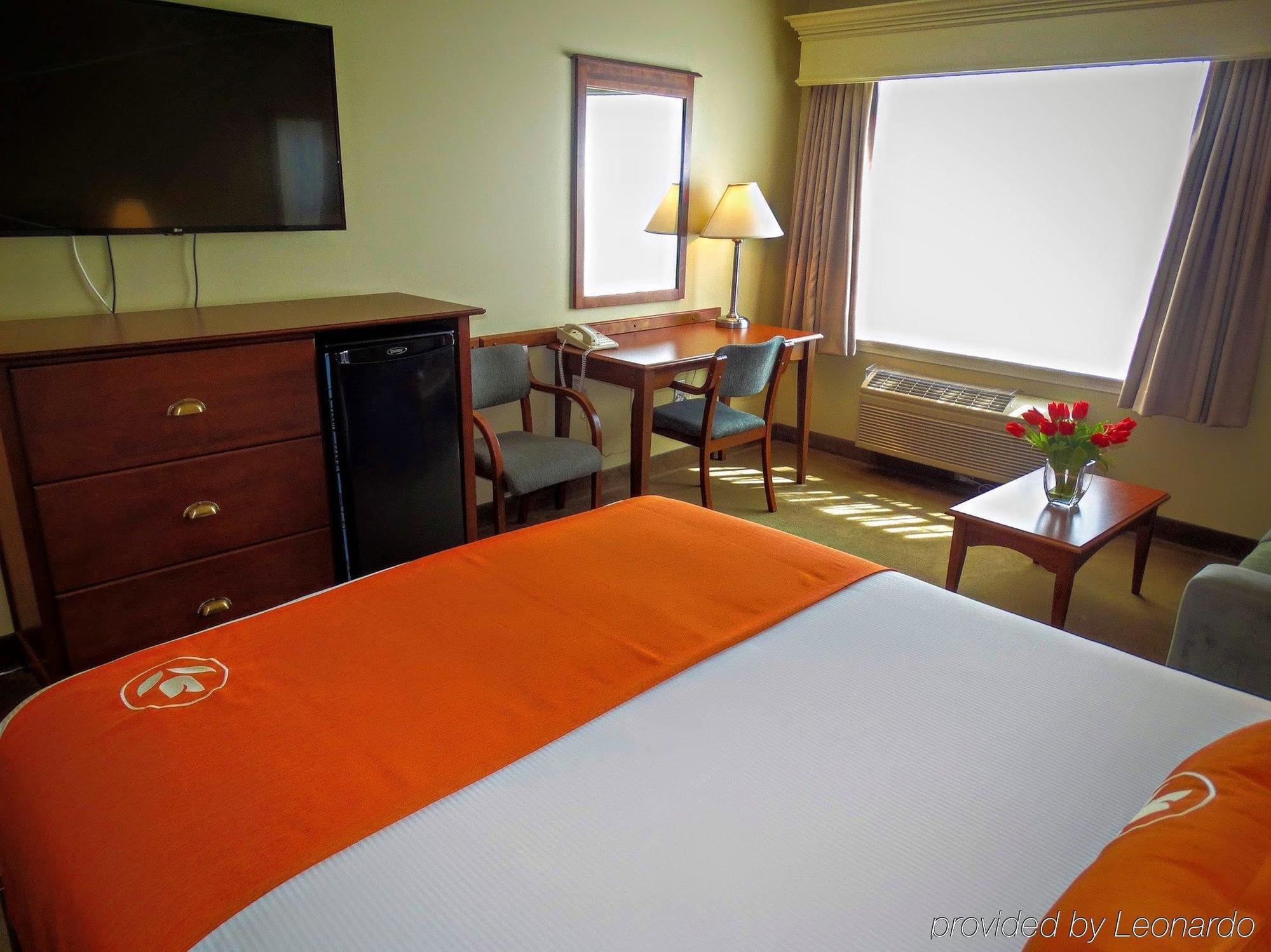 Amsterdam Inn & Suites Moncton Zewnętrze zdjęcie