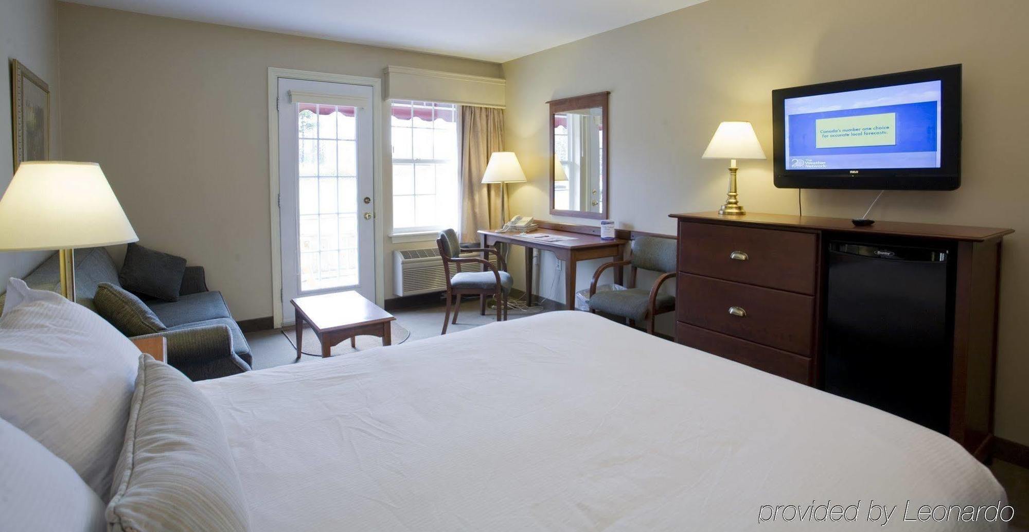 Amsterdam Inn & Suites Moncton Zewnętrze zdjęcie