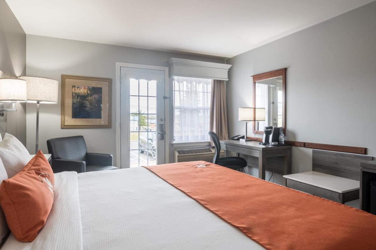 Amsterdam Inn & Suites Moncton Zewnętrze zdjęcie